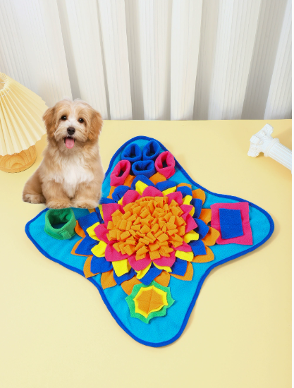 Pet Snuffle Mat for Dogs and Cats - Interactive Foraging